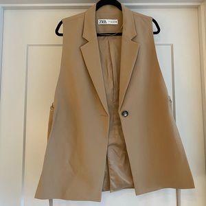 ZARA - Sleeveless Blazer